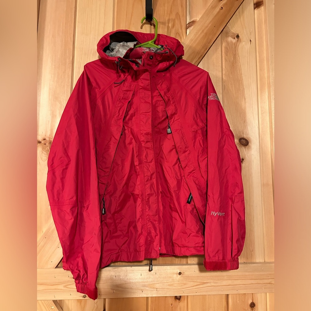 💜The North Face rain jacket *damaged*